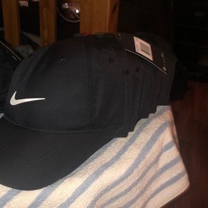 Nike Accessories - NIKE UNISEX ADJUSTABLE HAT Nike Accessories - NIKE UNISEX ADJUSTABLE HAT